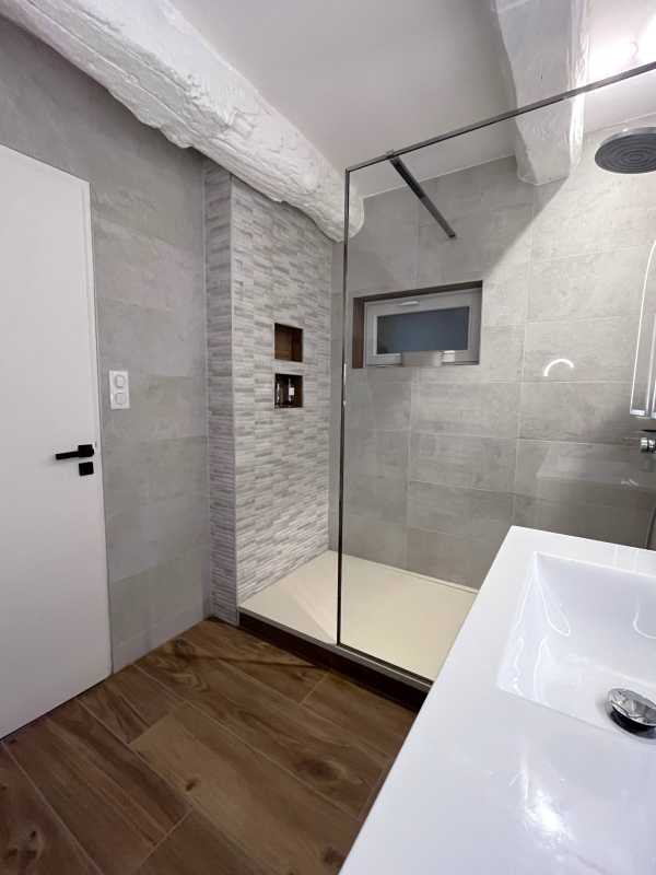 2image00008.jpg 2image00008.jpg