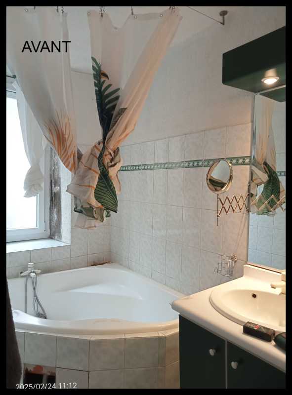 Avant SDB 1.jpg Avant SDB 1.jpg